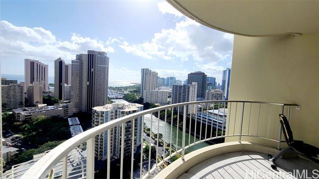 Foto del edificio - 1717 Ala Wai Blvd