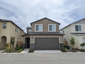 Building Photo - 6433 E Malbec Dr