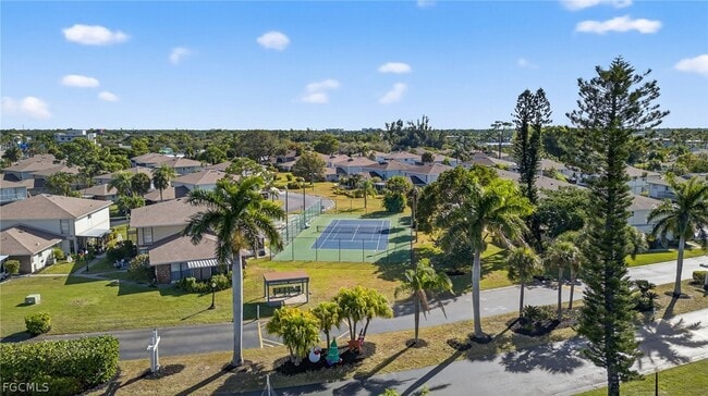 Foto del edificio - 3271 Royal Canadian Trace