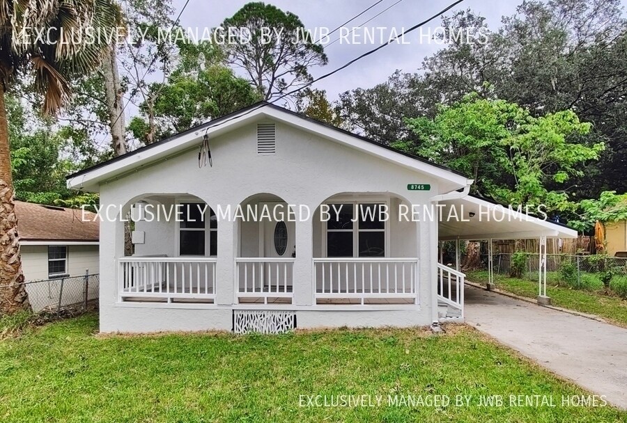Primary Photo - 8745 Eaton Ave