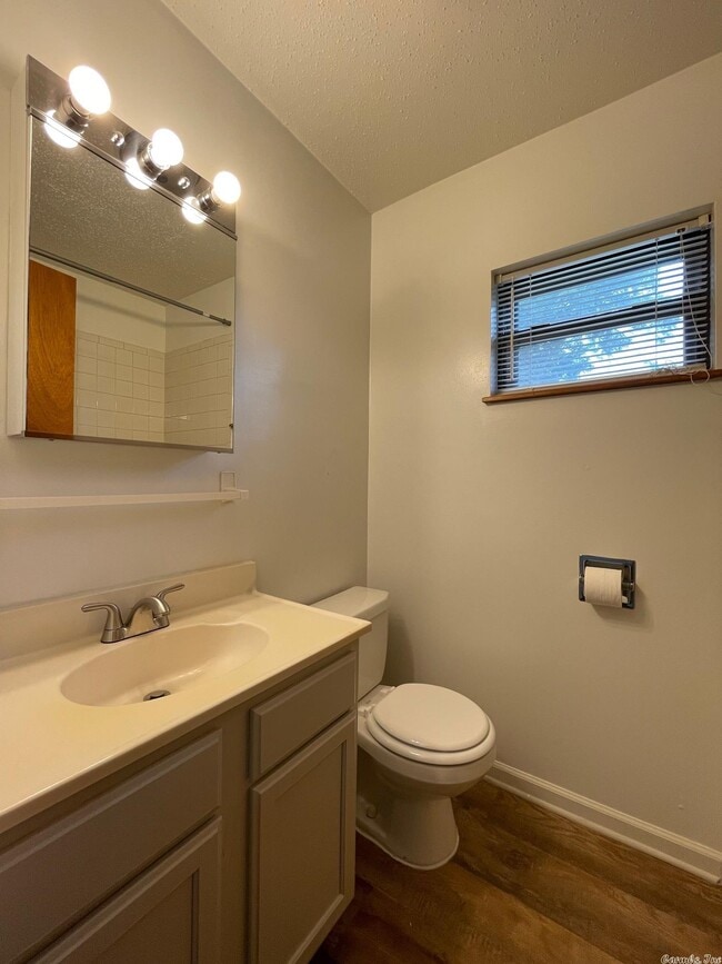 Building Photo - 4512 W 29th St