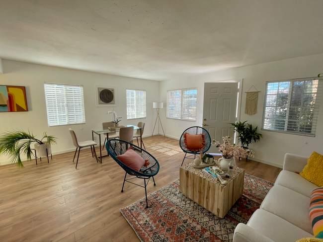 Living room - 6045 Abronia Ave