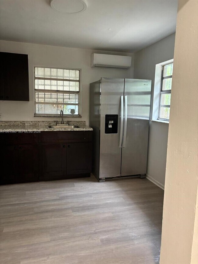 Building Photo - 1815 NW 53rd St