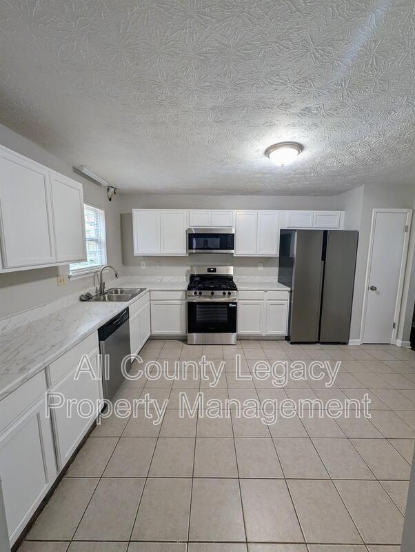 Building Photo - 1063 Chisholm Way NW
