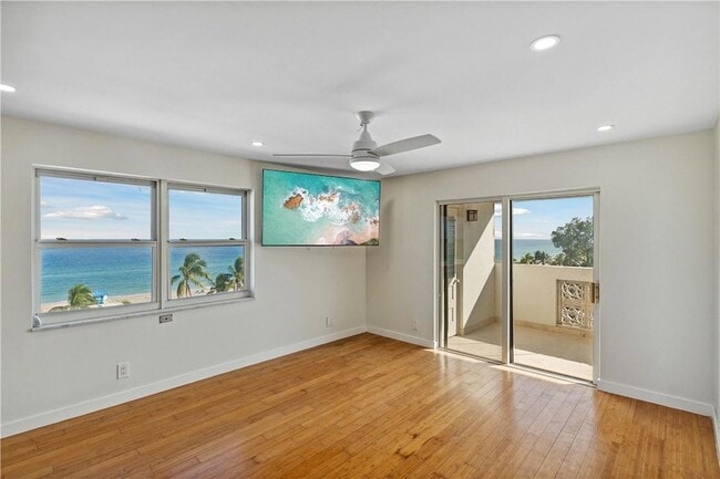 Photo - 320 S Surf Rd Apartment