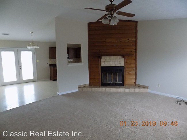 Foto del edificio - 3 br, 2 bath House - 1017 Spring Run Road