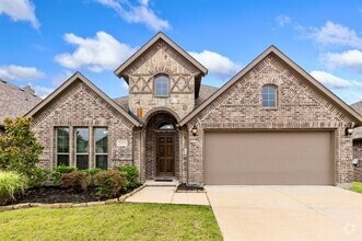 Building Photo - 2115 Victoria Ln