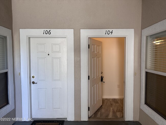 Building Photo - 6081 Maggies Cir