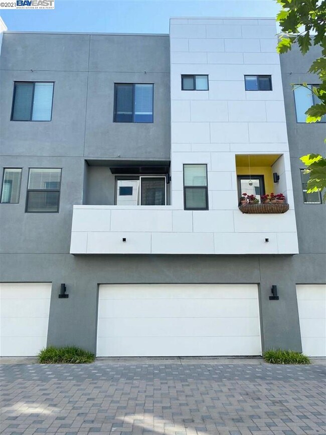 Foto del edificio - 1443 Oak Alley