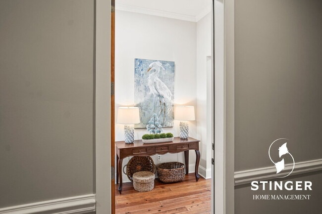 Foto del edificio - 700 Bay St