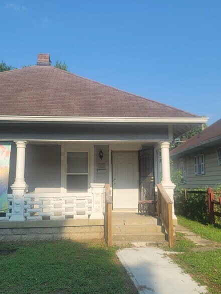 "Charming 1-Bedroom Retreat with Spacious Comfort in Indianapolis!" - "Charming 1-Bedroom Retreat with Spacious Comfort in Indianapolis!" Apartment