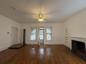 Building Photo - 5136 S Blackstone Ave