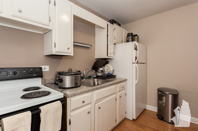 Foto del edificio - 607 W Wrightwood Ave