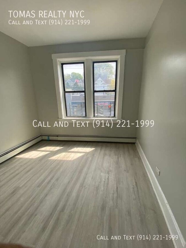 Building Photo - Tuckahoe 2A-2