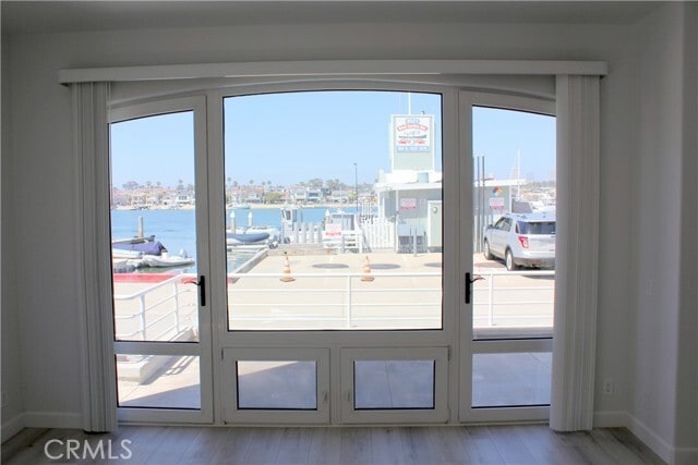 Foto del edificio - 813 E Bay Ave