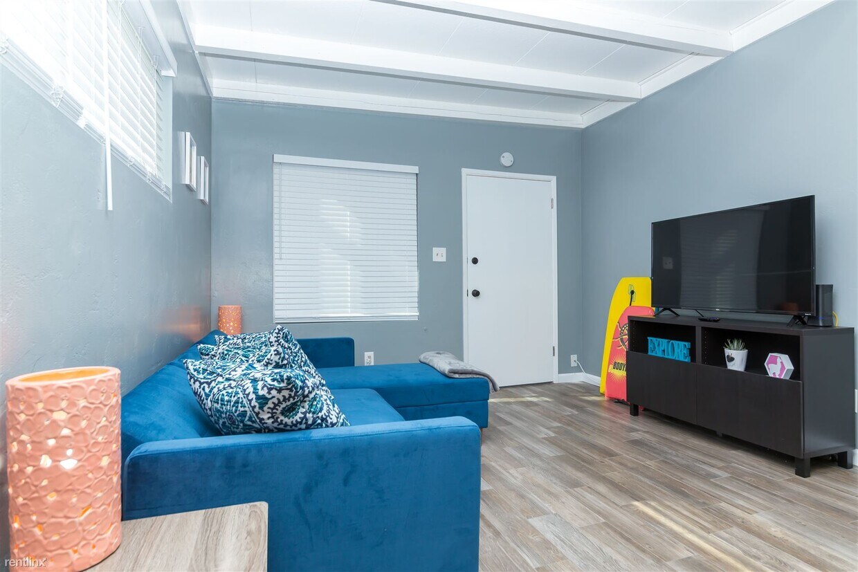 2 br, 2 bath - 2681 Mission Blvd - 2 br, 2 bath  - 2681 Mission Blvd