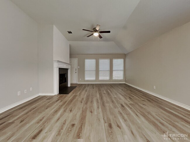 Building Photo - 1116 Monticello Dr