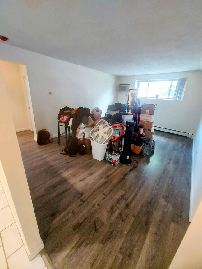 Building Photo - 26 Allston St