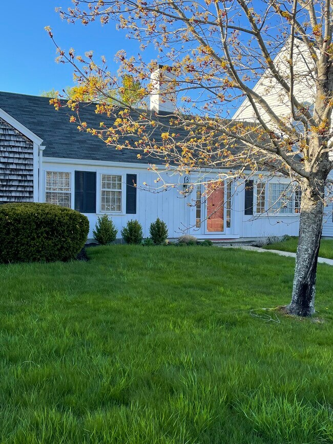 Individual Condo. - 13 Starboard Dr