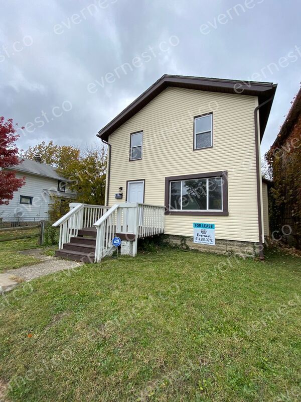 Foto principal - 494 S Harris Ave