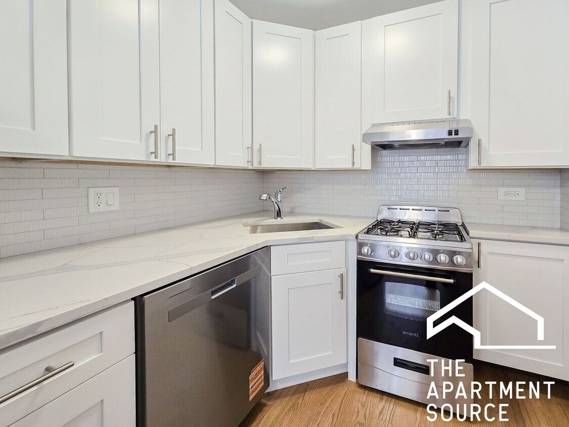 Foto principal - 516 W Cornelia Ave