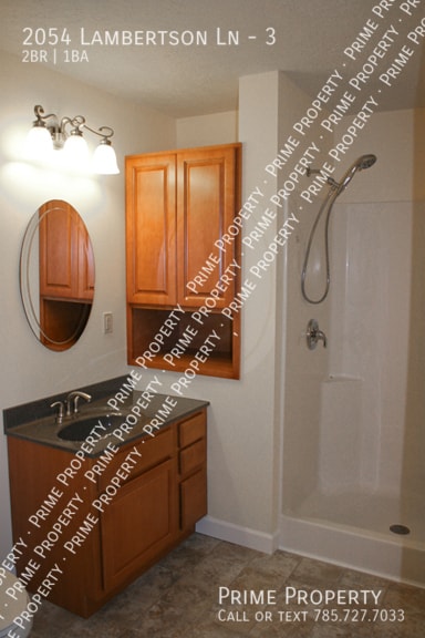 Foto del edificio - 2054 Lambertson Ln