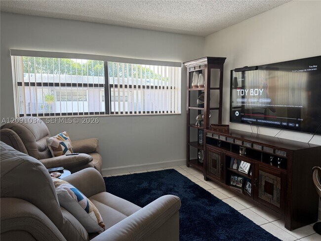 Foto del edificio - 13331 SW 17th Ln