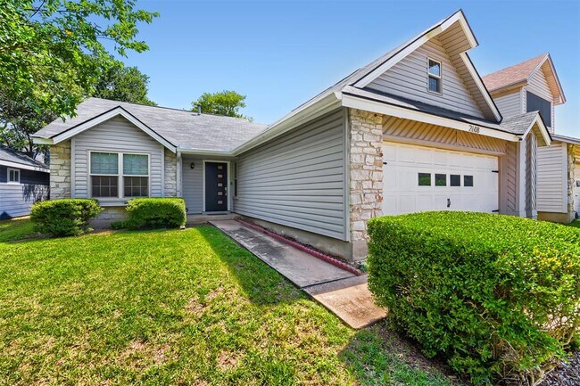 Building Photo - 2608 Piping Rock Trail