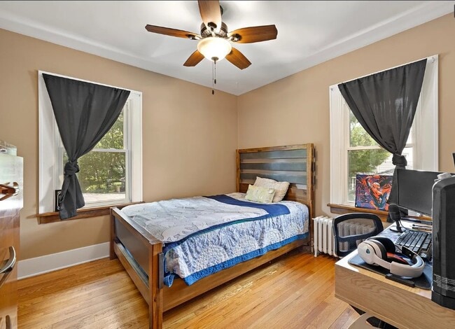 Building Photo - 80 S Williams St