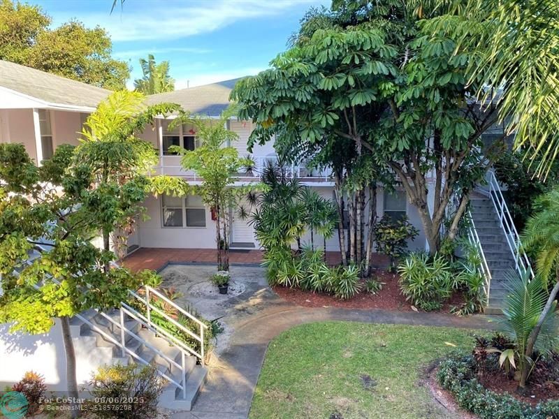 Foto principal - 306 N Lakeside Ct