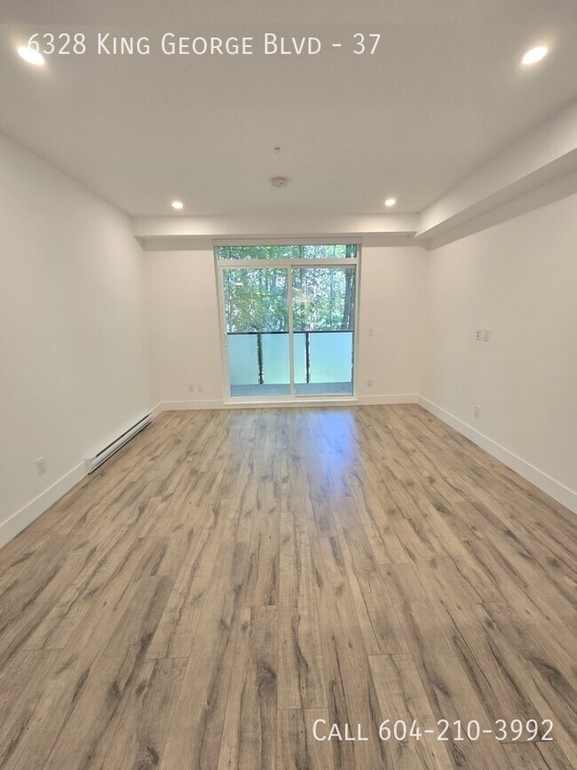 Photo du bâtiment - Brand New Unit at Creekside Terrace