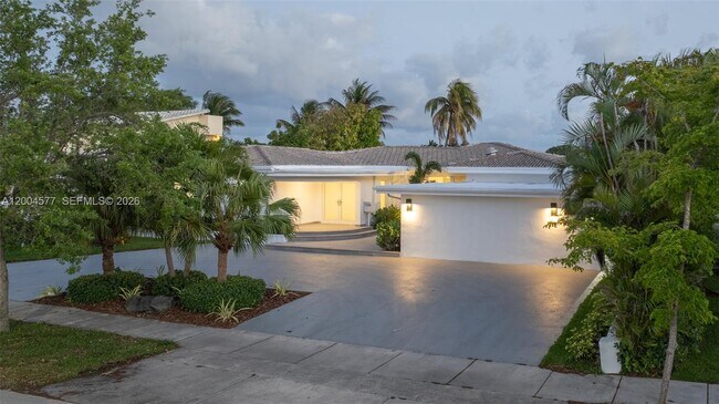 Building Photo - 1690 Daytonia Rd