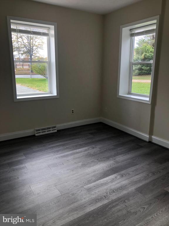 Foto del edificio - 23200 Three Notch Rd