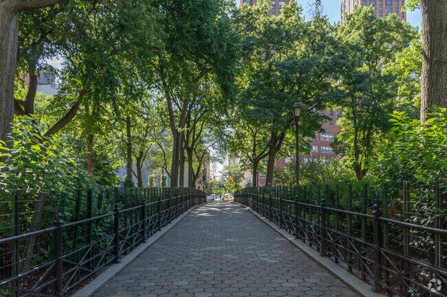 Tree-lined pathways in the Flatiron district almost makes you forget you're in the city.