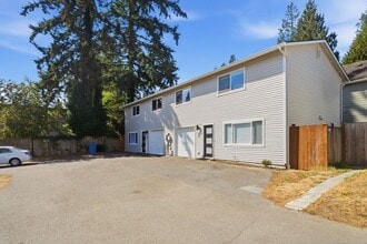 Building Photo - 19821 Whitman Pl N