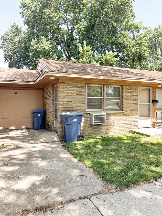 Foto principal - 405 S Cannon Ave