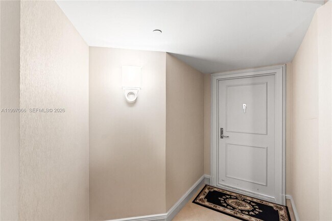 Foto del edificio - 19101 NE 36th Pl