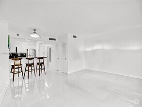 Building Photo - 2501 S Ocean Dr