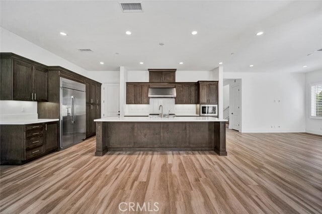 Building Photo - 67 Glacier