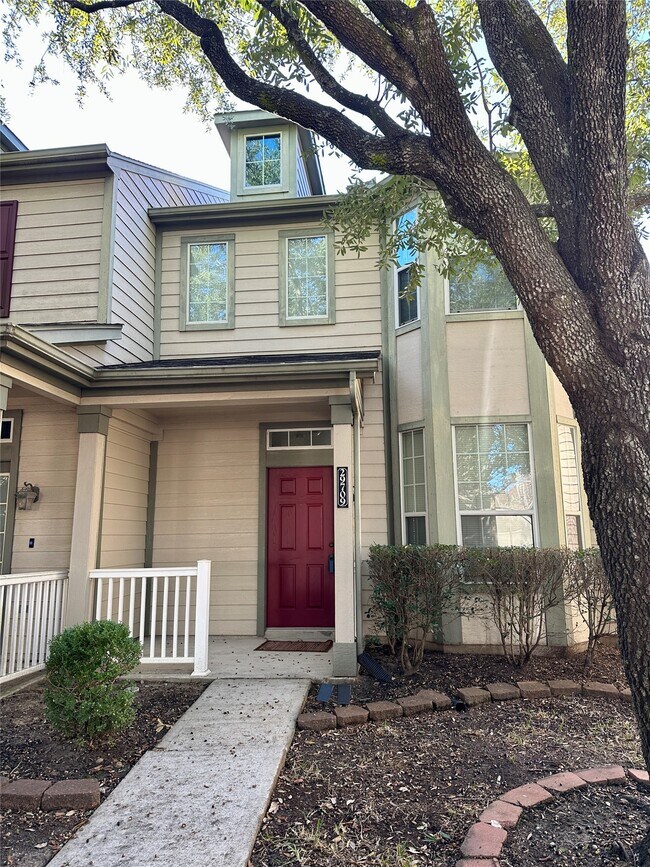 Building Photo - 29709 Valley Center Dr