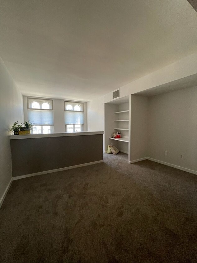 Welcome to Urban Elegance in the Heart of ... - Welcome to Urban Elegance in the Heart of ...