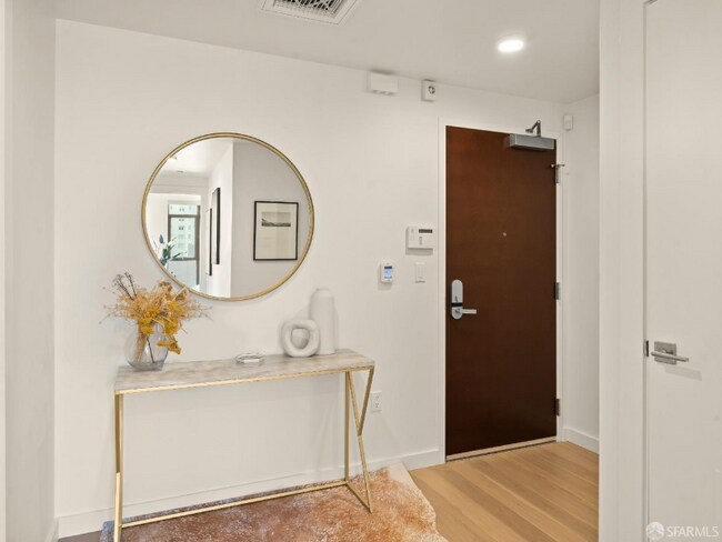 Building Photo - 1201 Sutter St