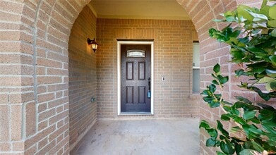 Building Photo - 21366 Claretfield Ct