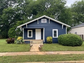 Building Photo - 848 42nd Pl N
