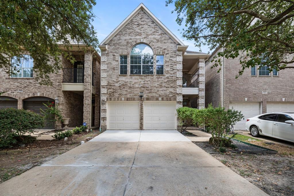 Foto principal - 5429 Fairdale Ln