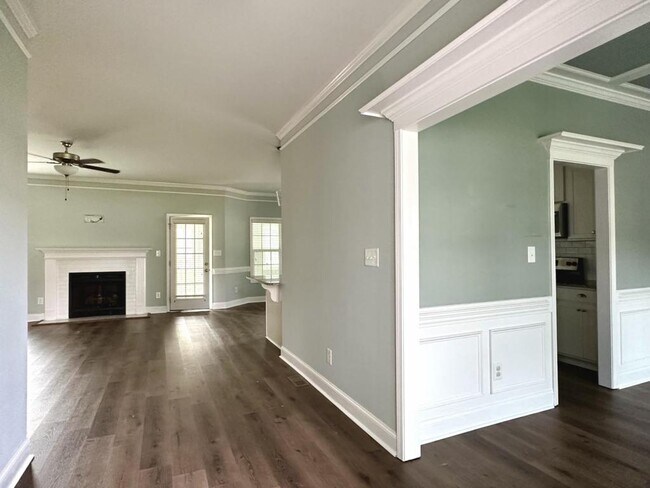Foto del edificio - 2809 Sand Trap Ln