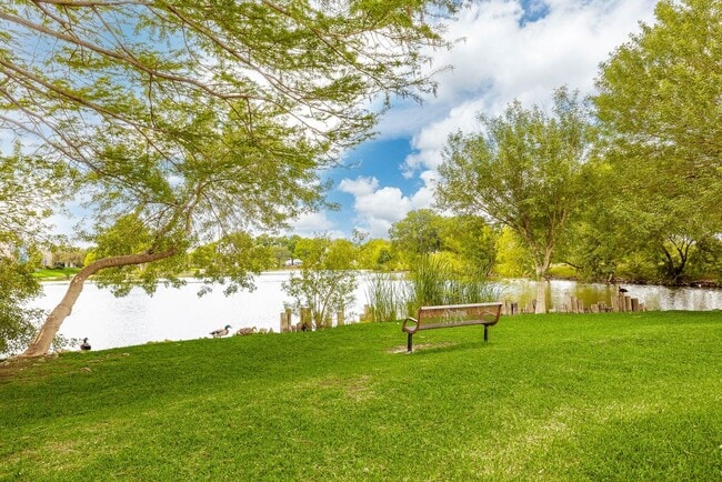 Building Photo - Acadia on the Lake