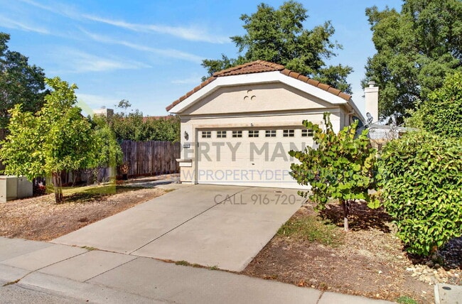 Building Photo - Charming 3-Bedroom Home with 2 Baths