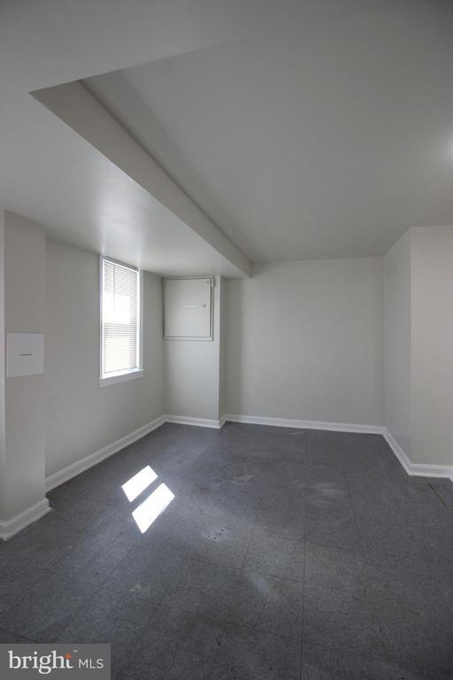 Foto del edificio - 3719 S Kemper Rd