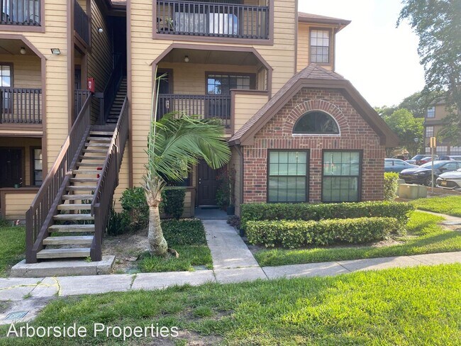 Foto del edificio - 345 Lakepointe Dr